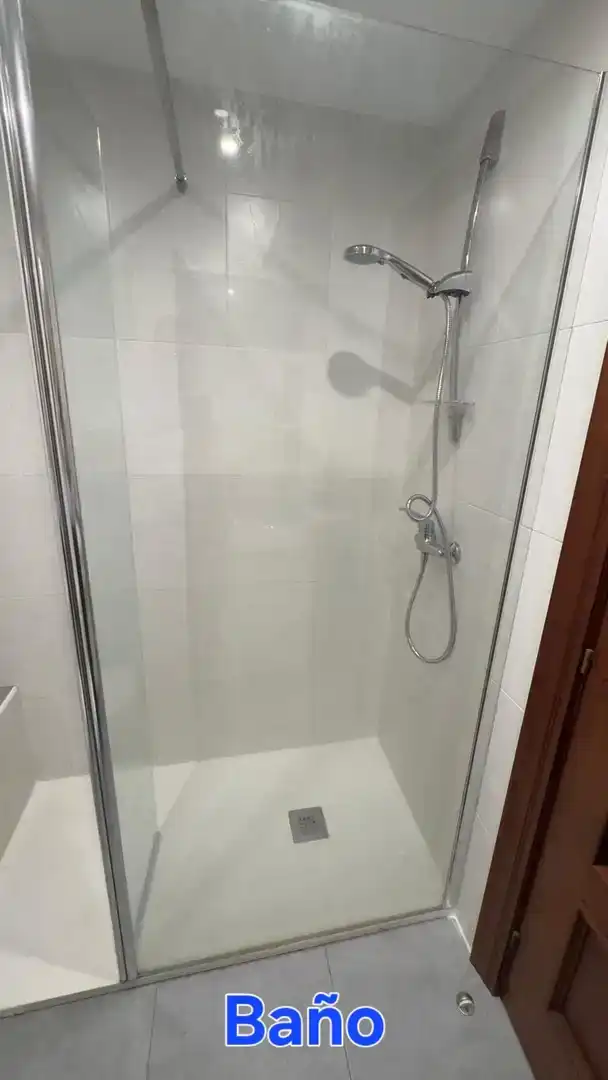 Habitación 85 m², Oviedo