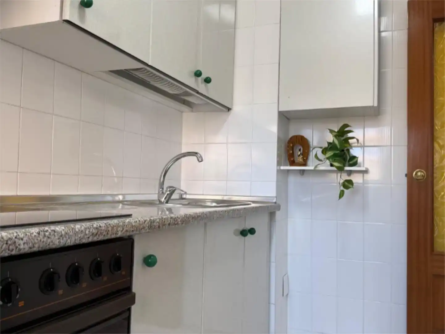 Stanza 90 m², Linares