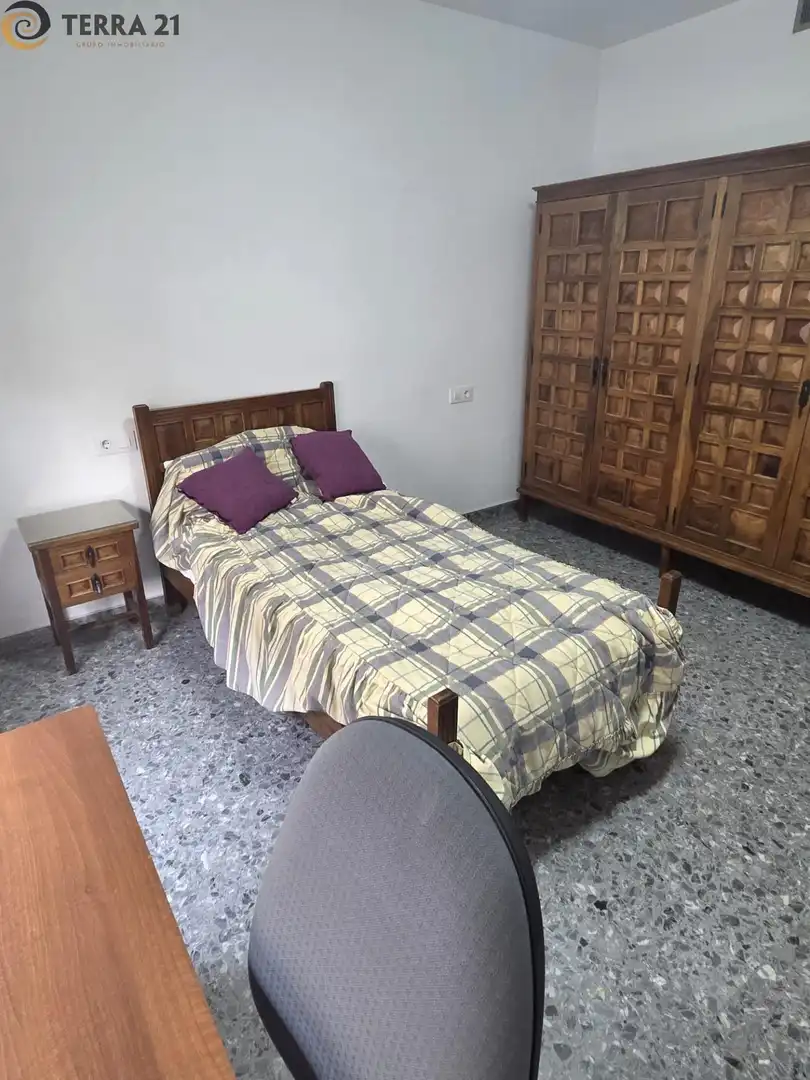 Habitación 140 m², Jaén