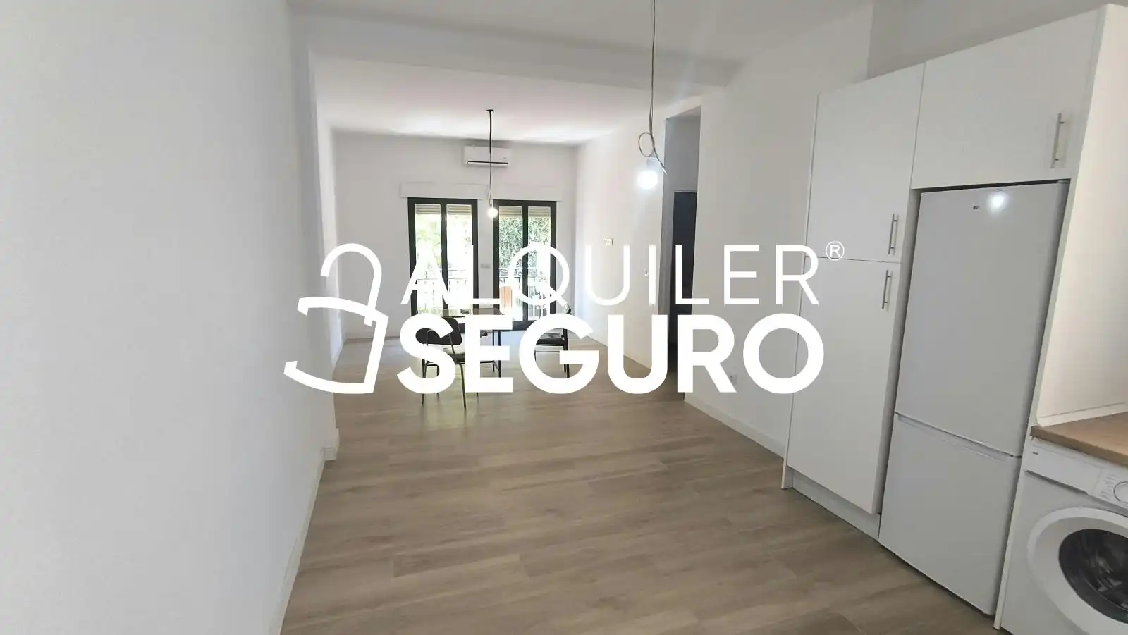 Flat 92 m² in Seville