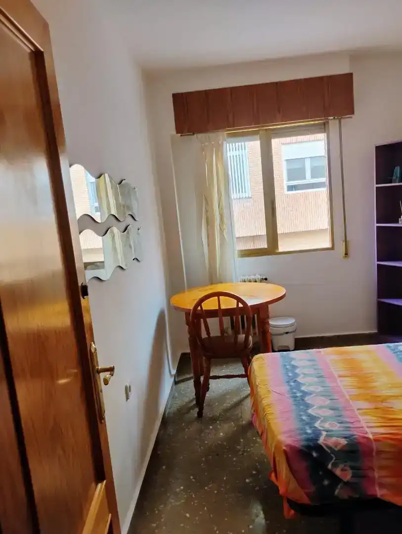 Habitación 10 m², Albacete