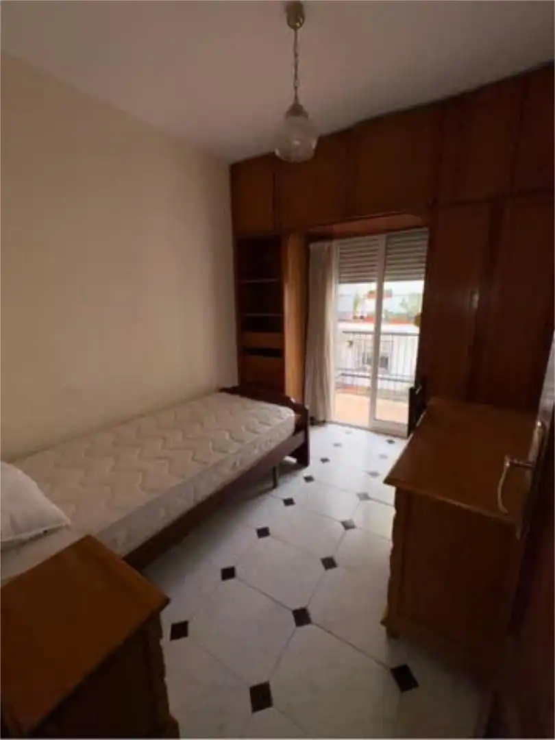 Piso de 85 m² en Granada