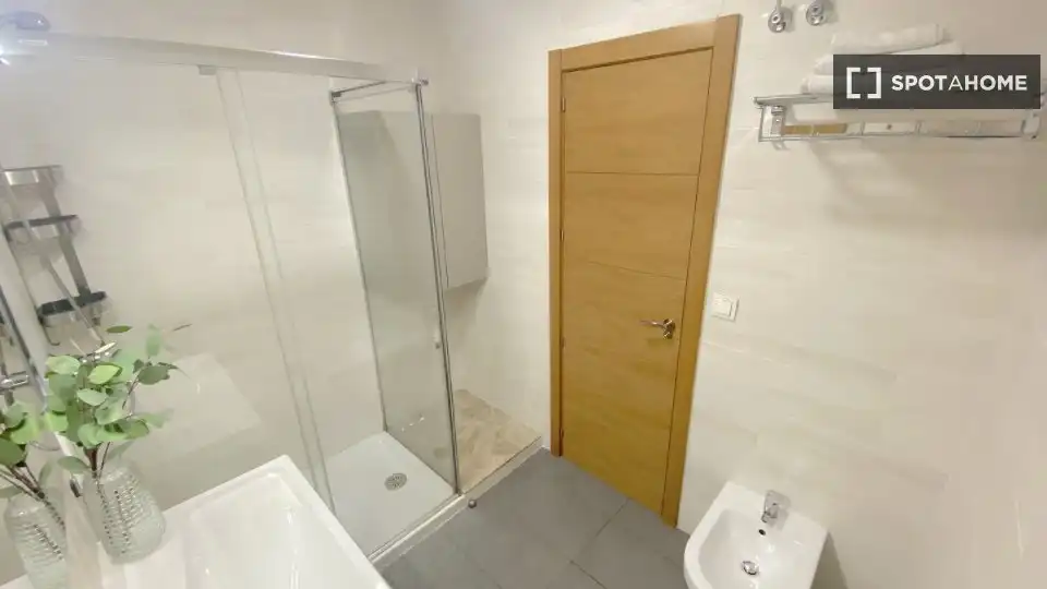 Habitación 104 m², Sevilla