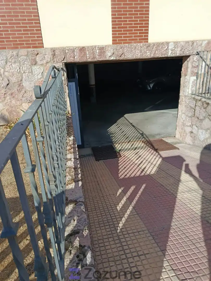 Piso de 100 m² en Valverde de la Virgen