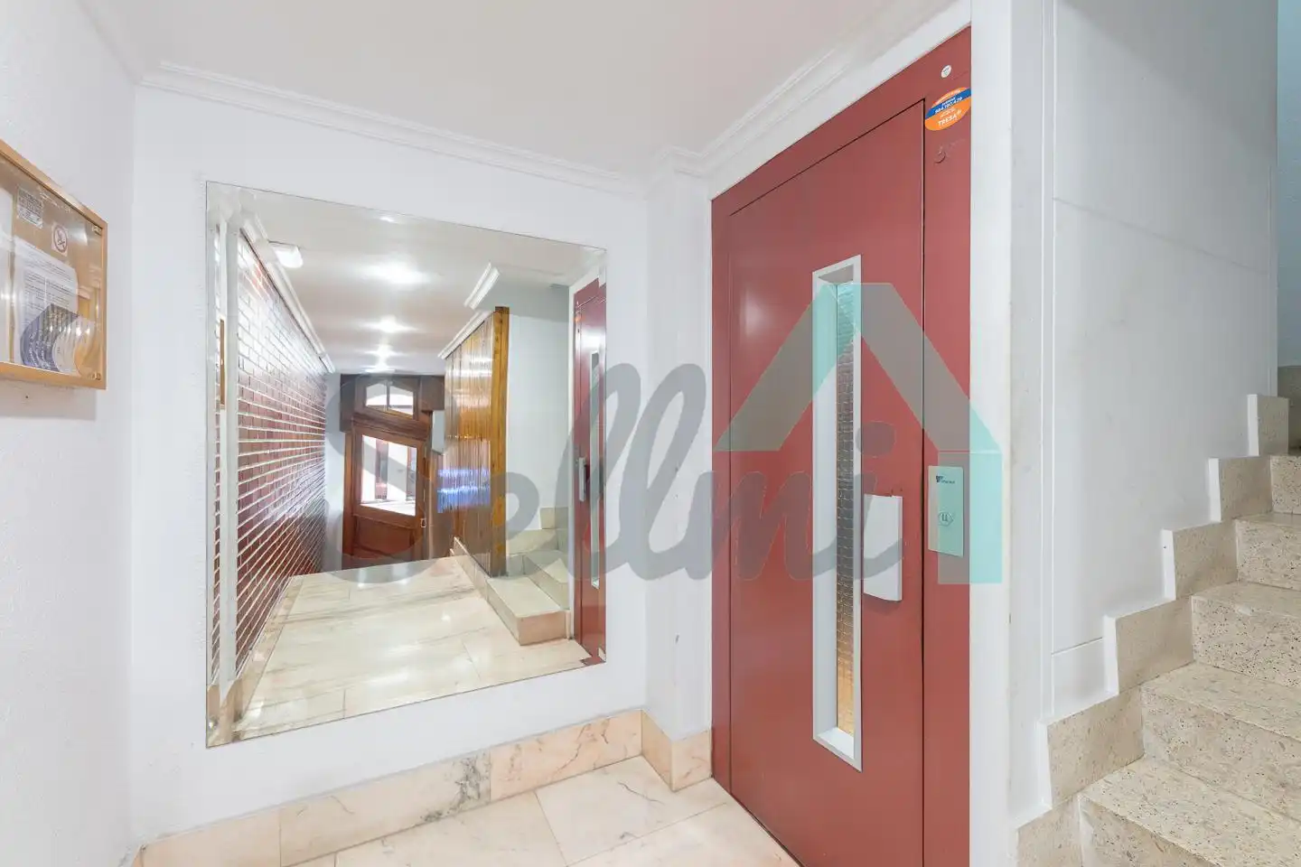 Flat 52 m² in Oviedo