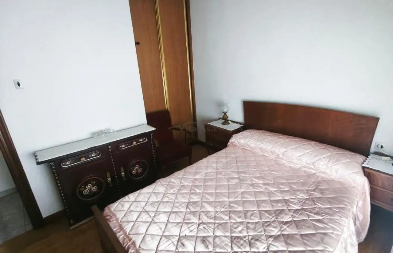Piso de 80 m² en Ourense