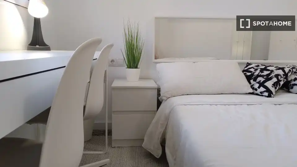 Habitación 60 m², Mislata