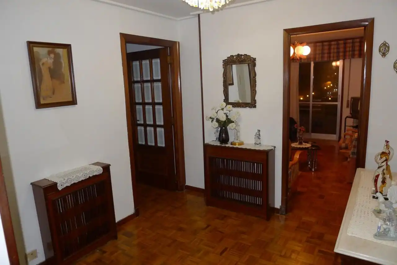 Piso de 140 m² en Ourense