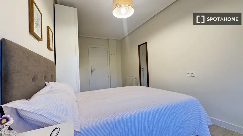 Habitación 104 m², Bilbao