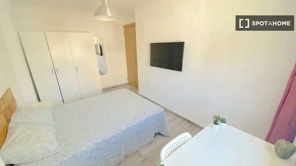 Habitación 86 m², Sevilla