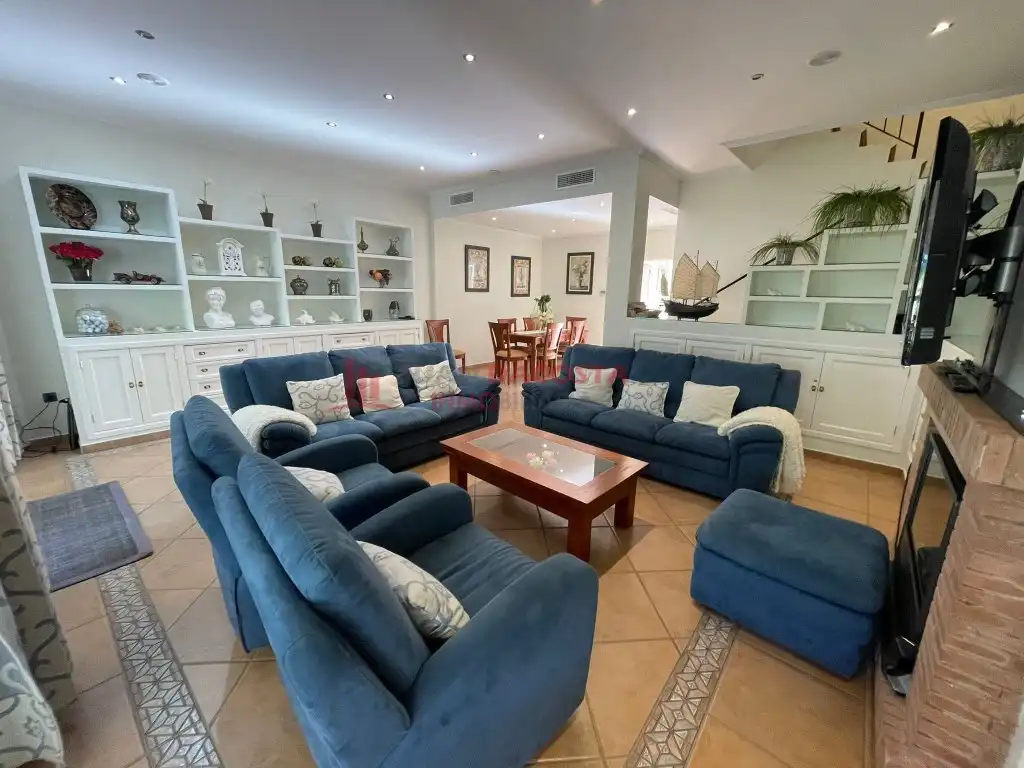 Casa de 160 m² en Lepe