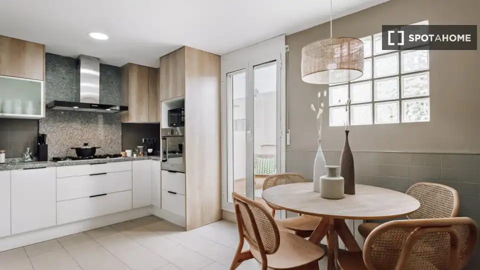 Habitación 140 m², Barcelona