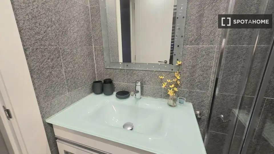 Habitación 105 m², Bilbao