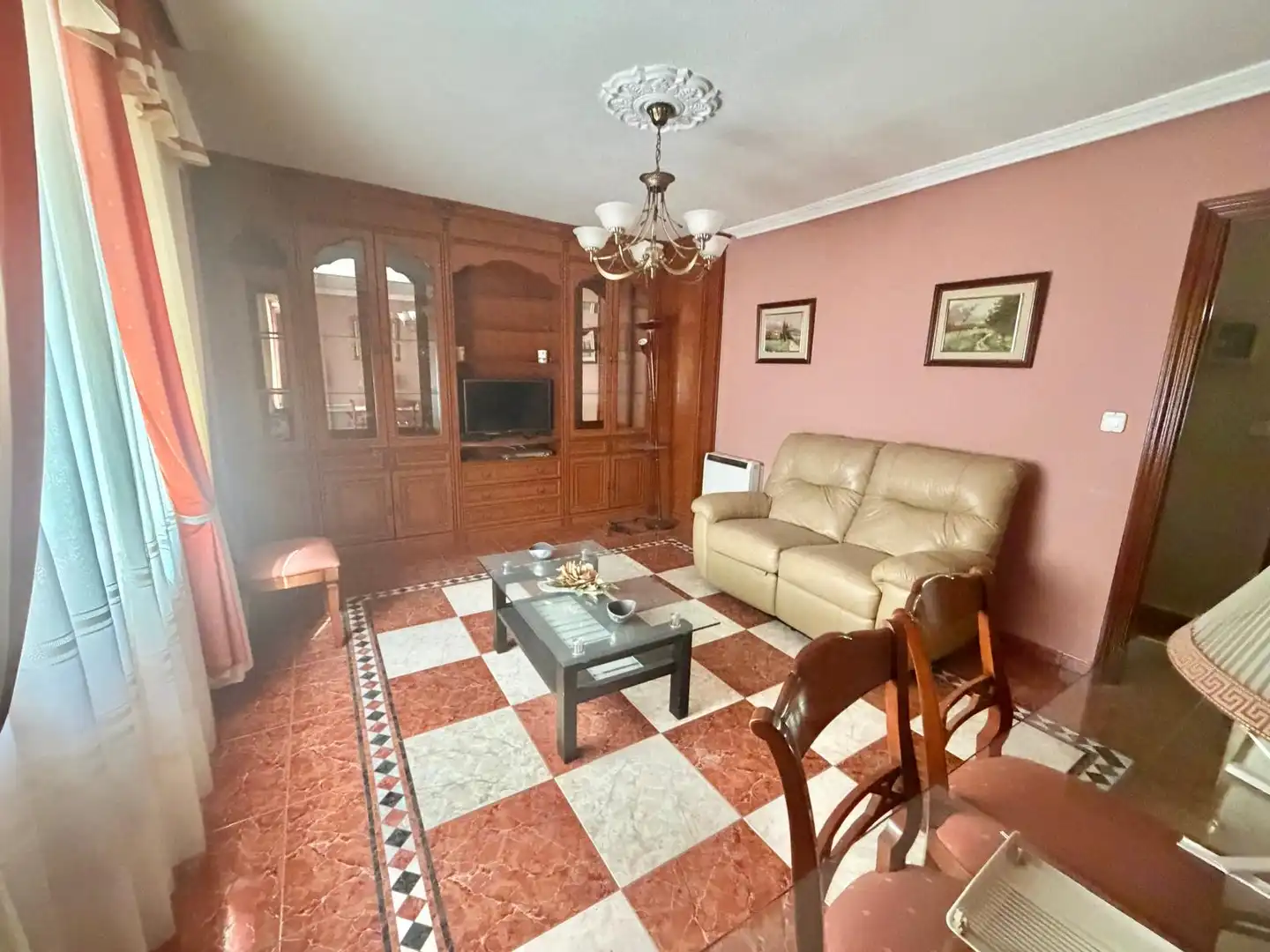 Habitación 110 m², Jaén