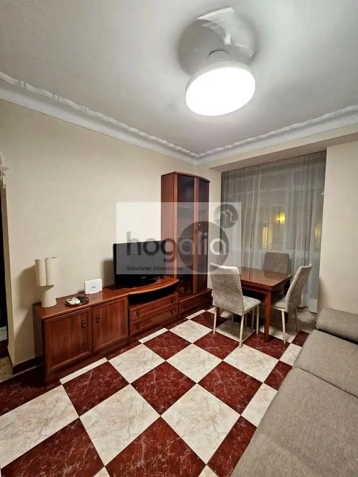 Piso de 60 m² en Sevilla