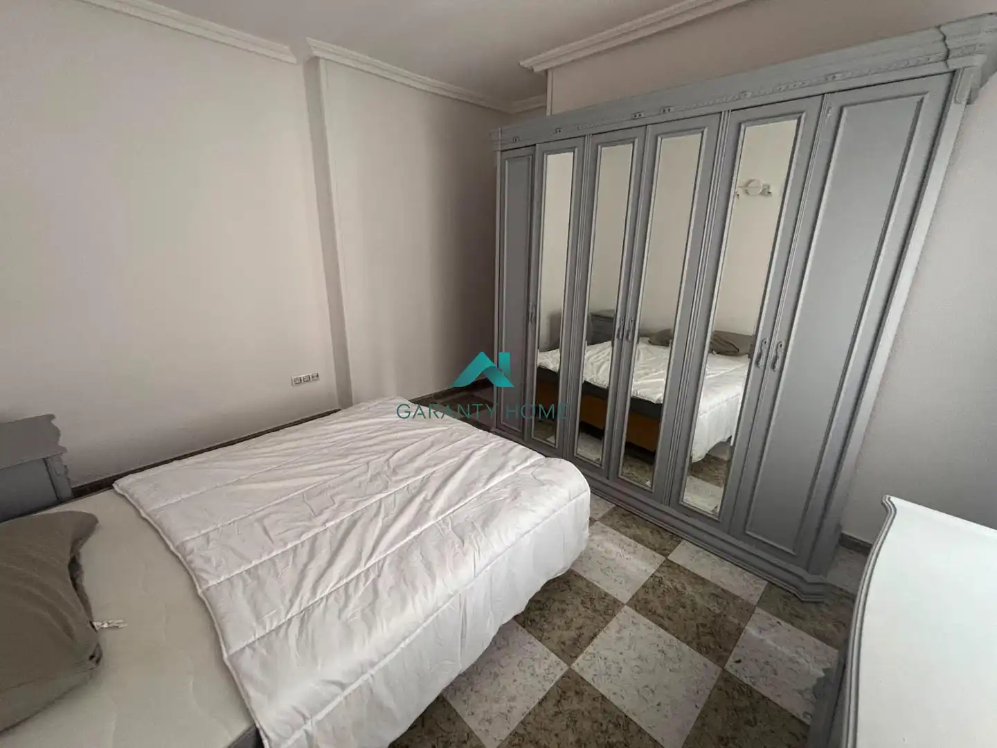 Piso de 100 m² en Jaén