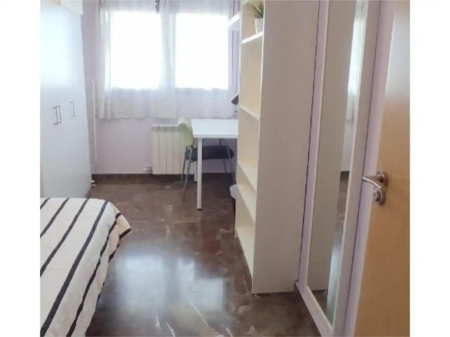 Habitación 100 m², Zaragoza