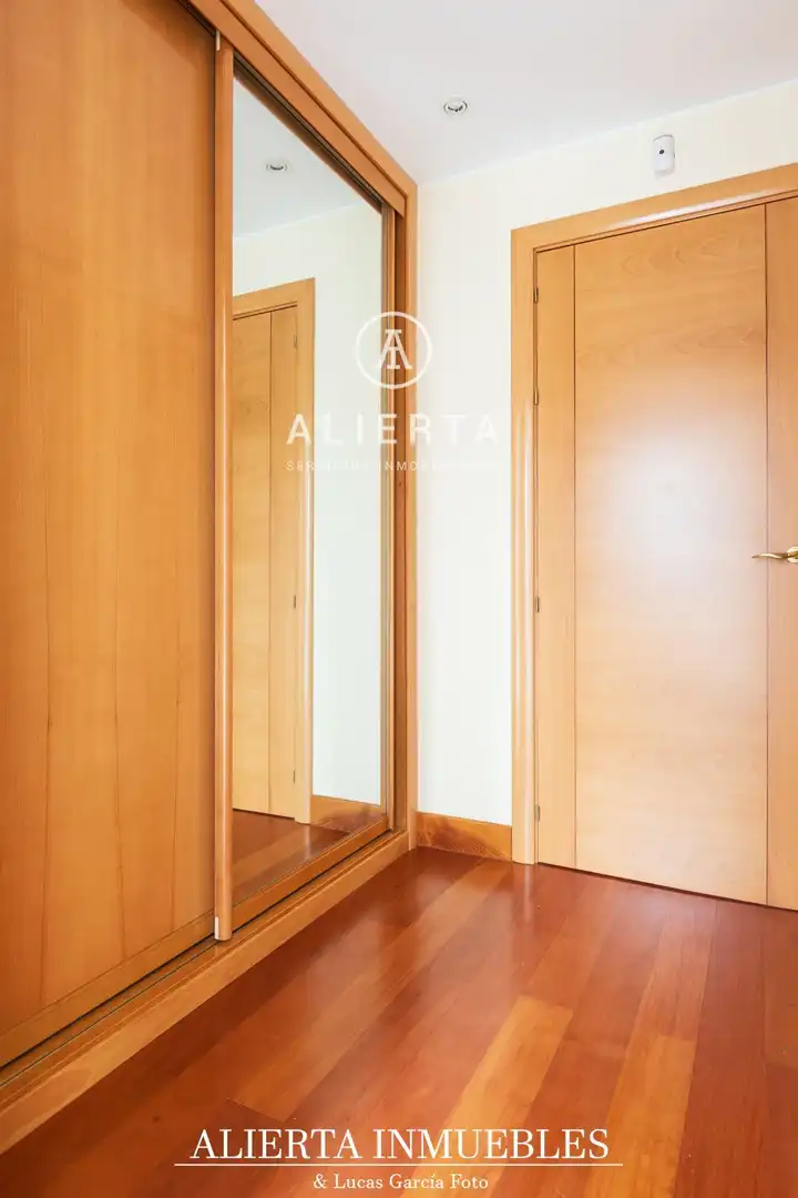 Piso de 800 m² en Zaragoza