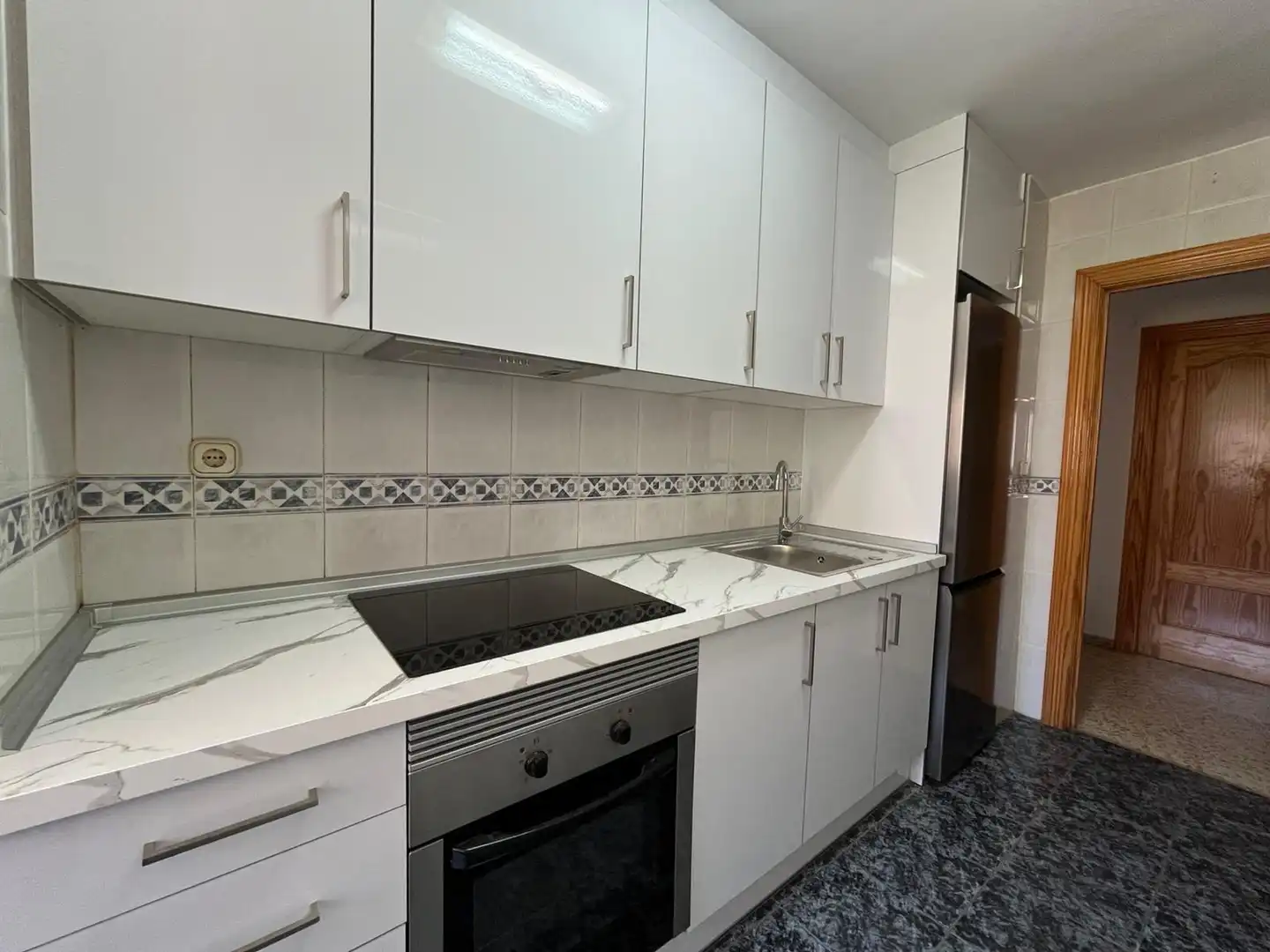 Piso de 85 m² en Granada