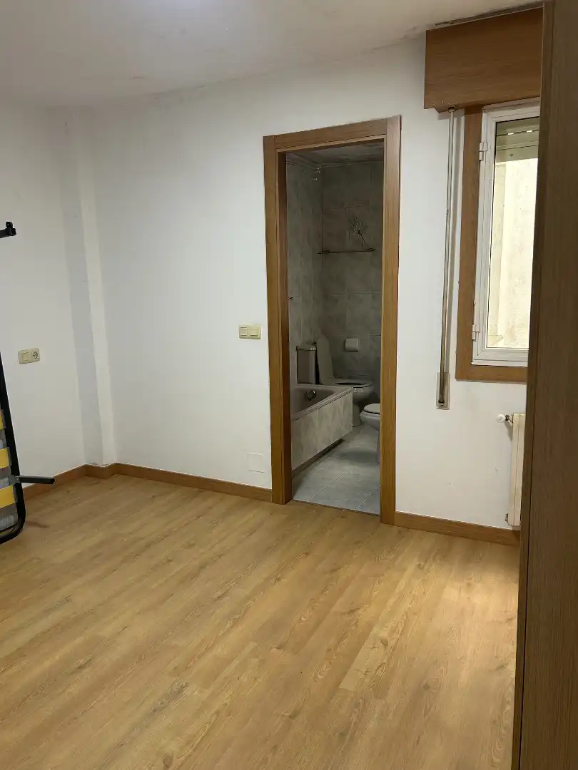Piso de 90 m² en Santiago de Compostela