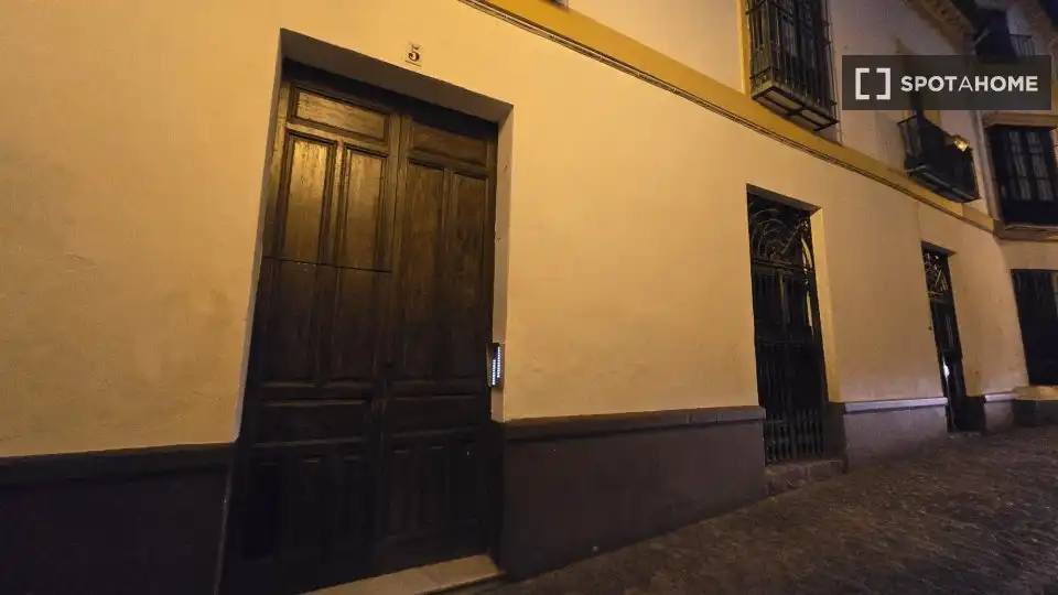 Habitación 46 m², Sevilla
