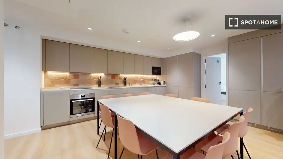 Habitació de lloguer, Madrid