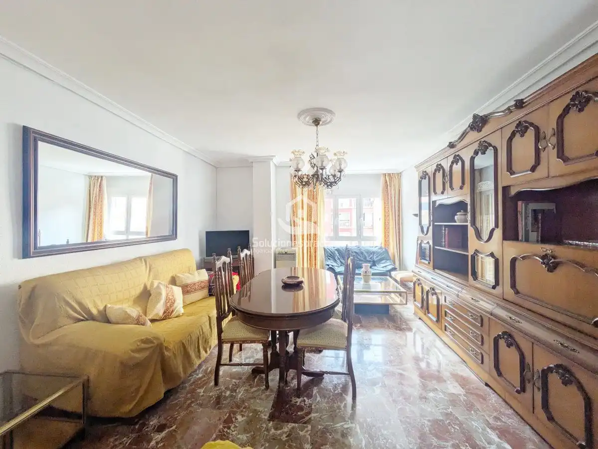 Piso de 120 m² en Jaén