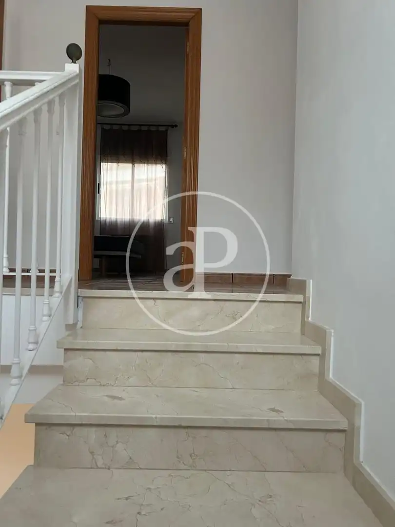 Pis de 200 m² a Riba-roja de Túria