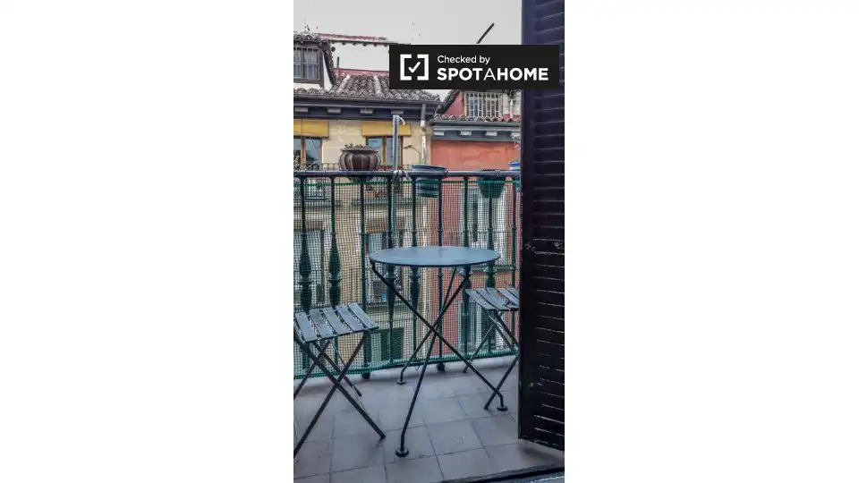 Кімната в оренду, Madrid