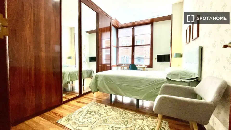 Habitación 138 m², Bilbao