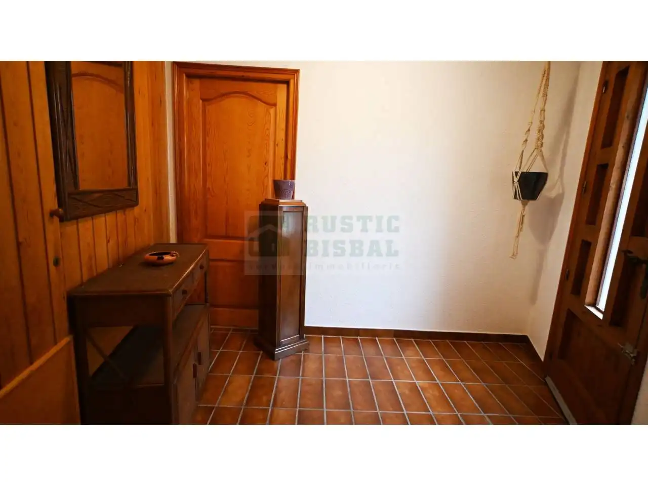 Casa de 143 m² en Ullastret