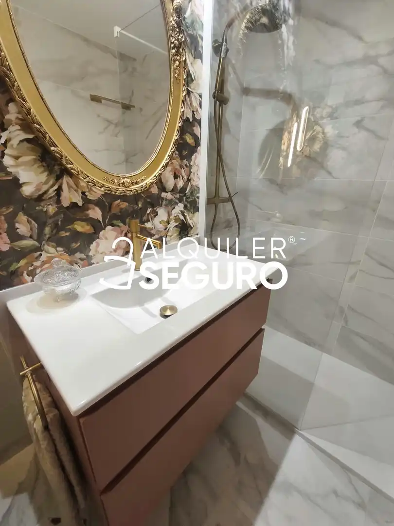 Piso de 140 m² en Zaragoza