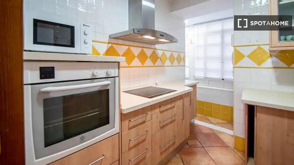 Habitación 81 m², Cádiz