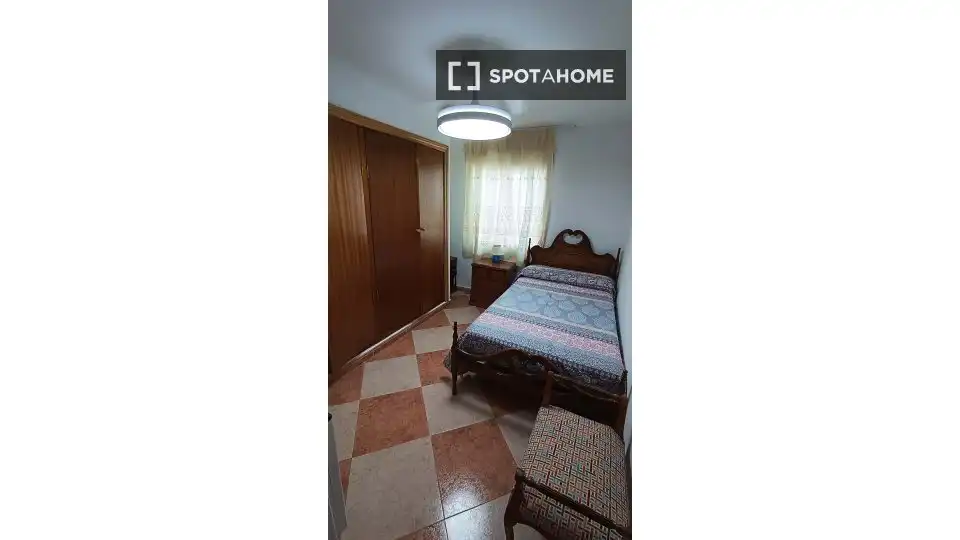 Habitación 115 m², Fuente Vaqueros