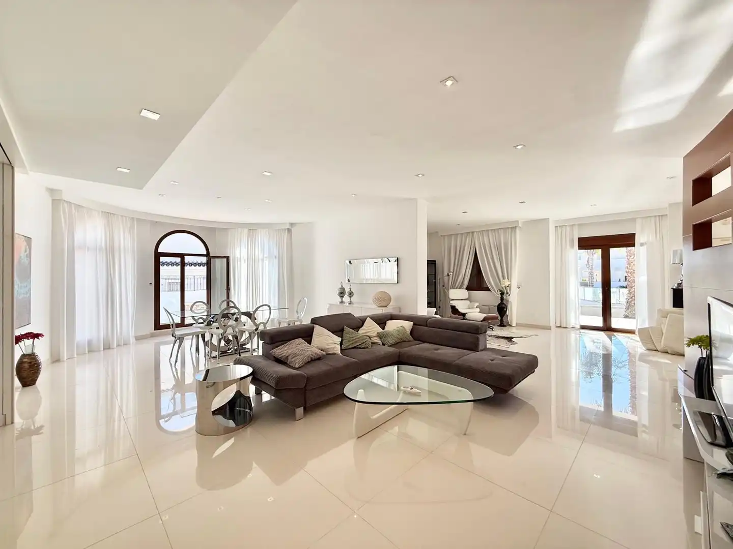 Haus 700 m² in Rojales