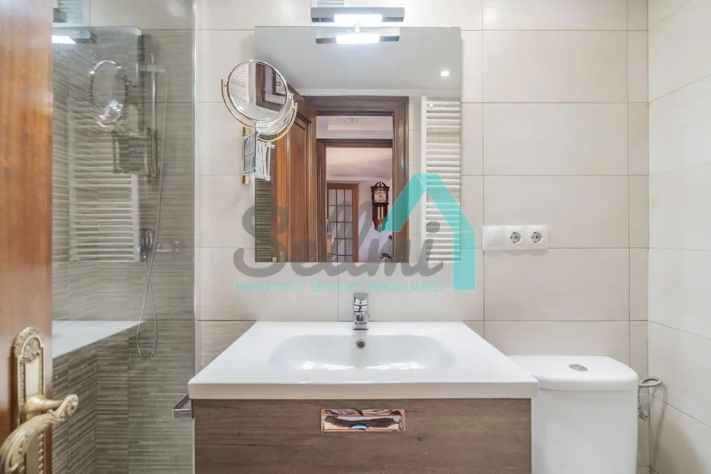 Piso de 75 m² en Oviedo
