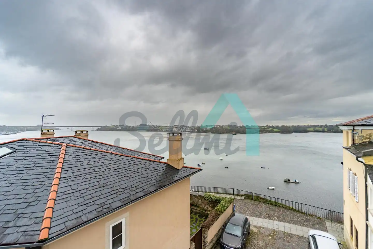 Piso de 120 m² en Castropol