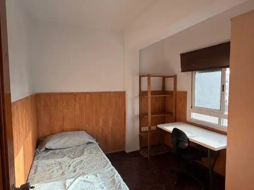 Piso de 75 m² en Almería