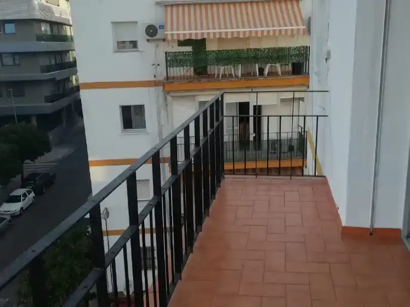 Piso de 100 m² en Sevilla