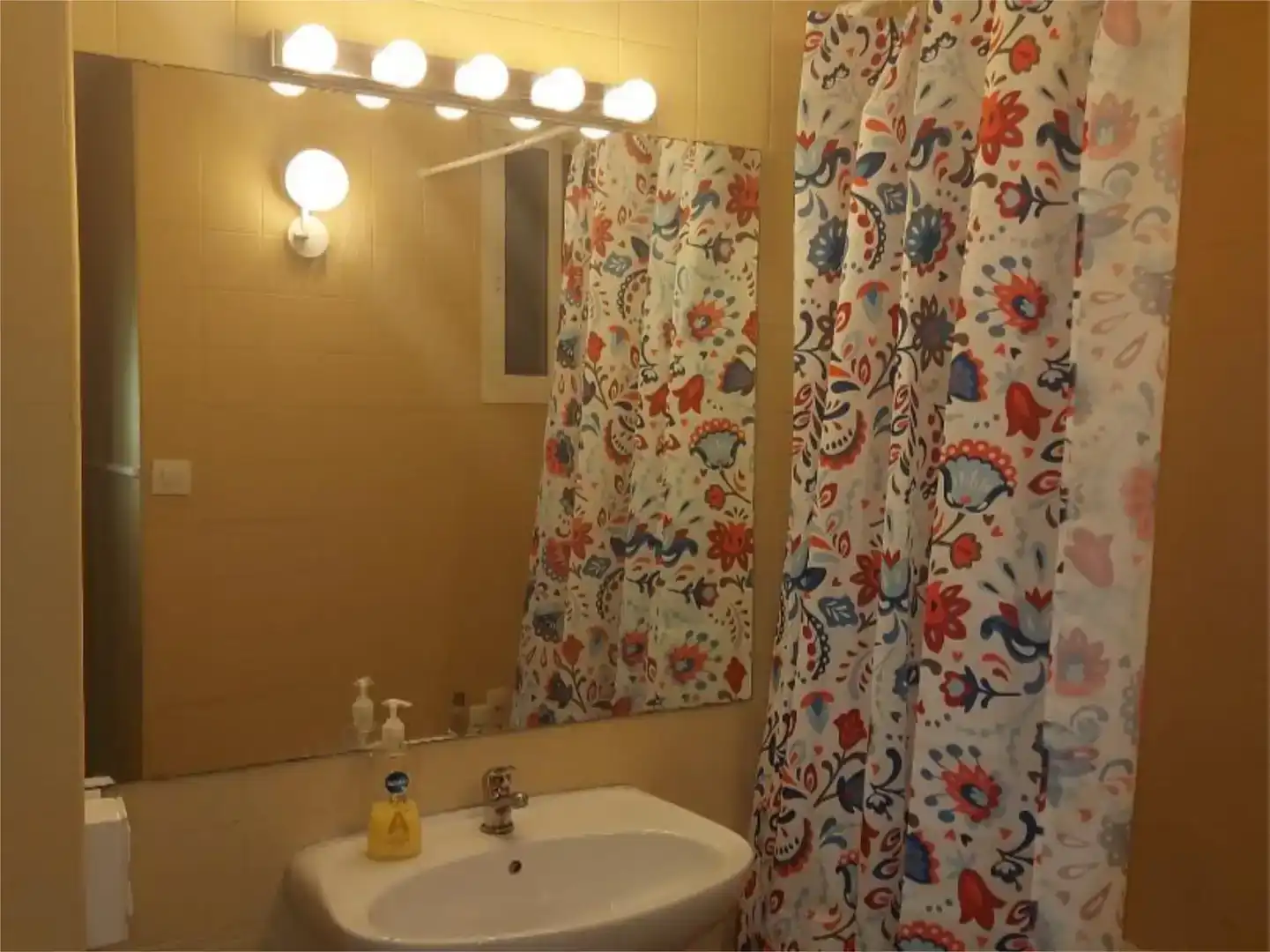 Habitación 150 m², Sevilla