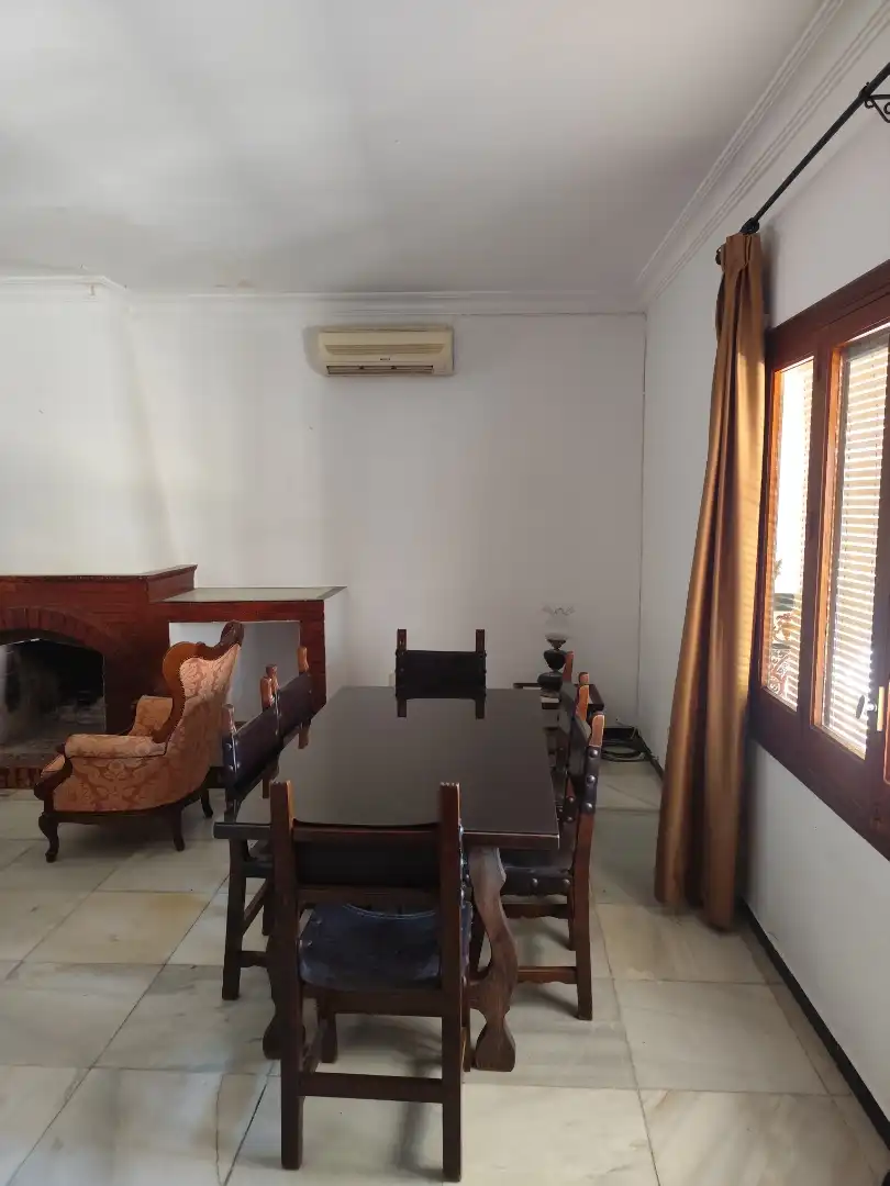 Casa de 220 m² en Valencina de la Concepción
