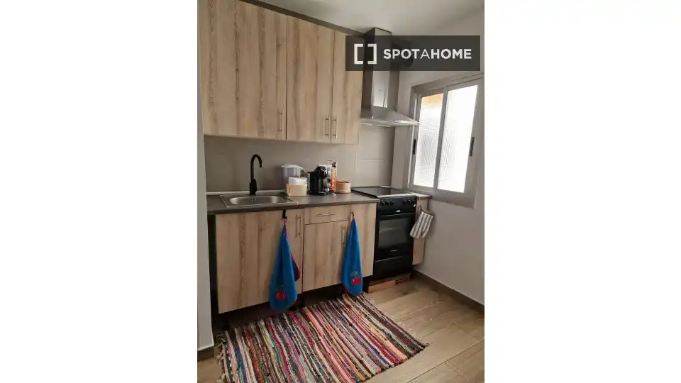 Habitación 98 m², Almería