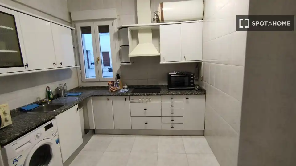 Habitación 98 m², Bilbao