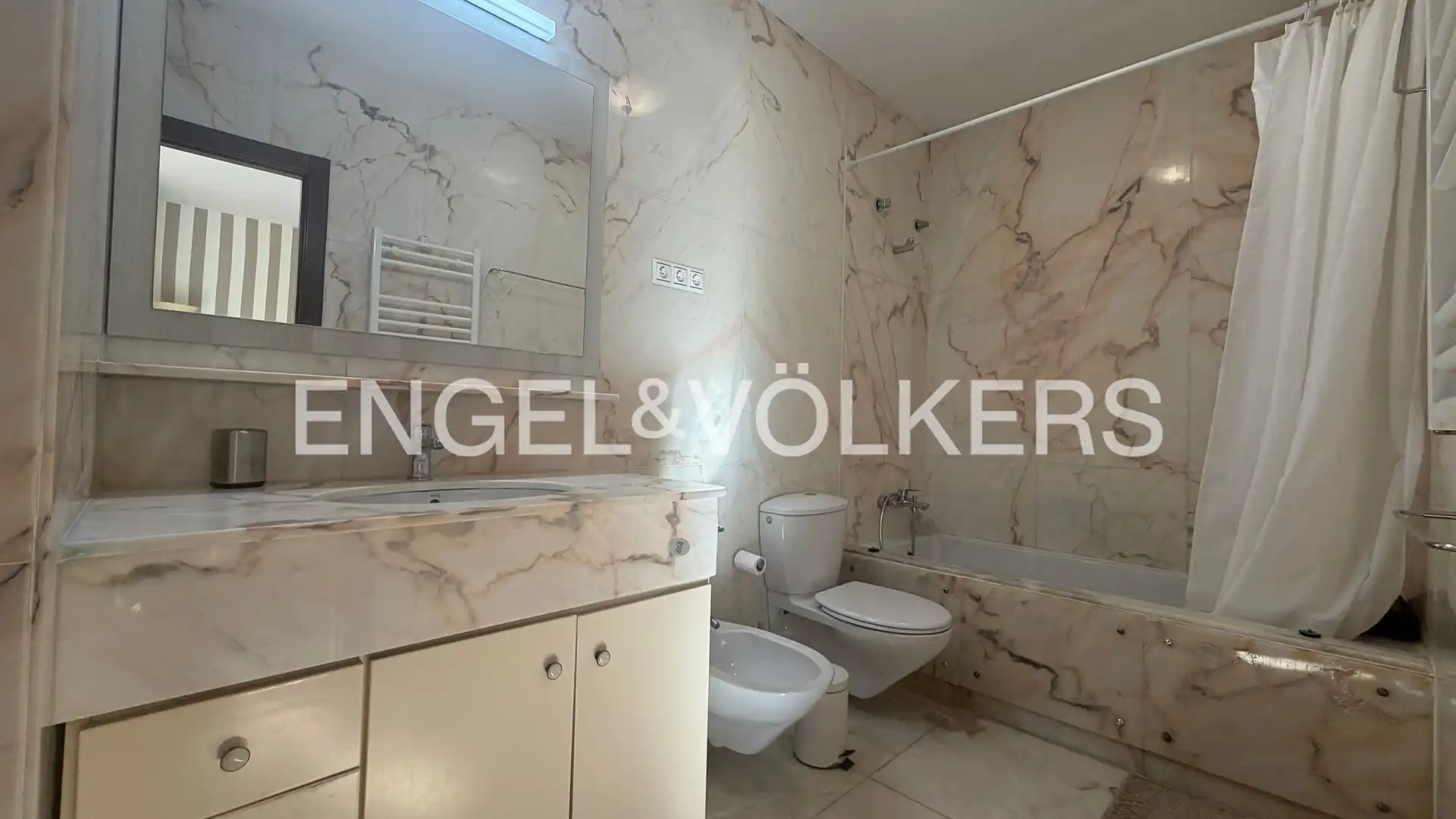 Casa de 324 m² en Gavà