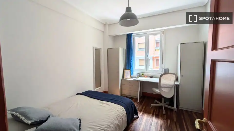 Habitación 86 m², Bilbao