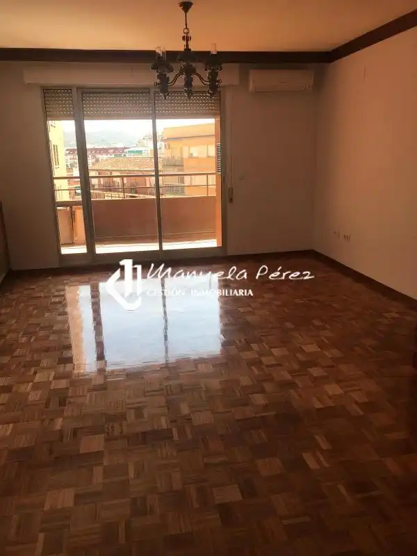 Piso de 95 m² en Cáceres