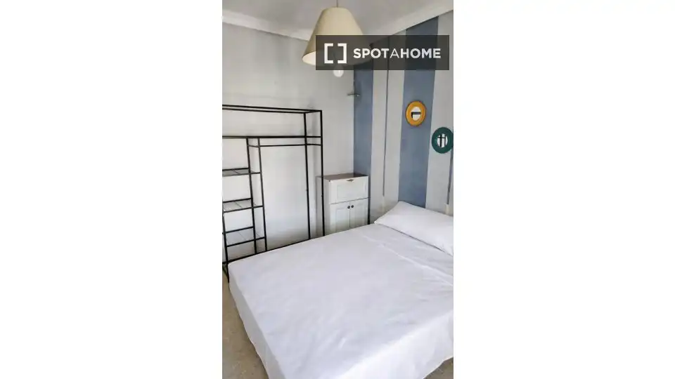 Habitación 138 m², Córdoba