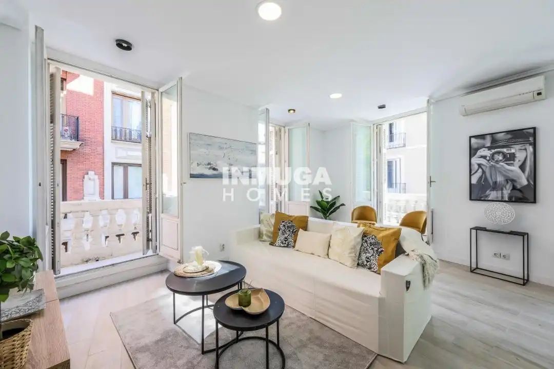 Wohnung 101 m² in Madrid