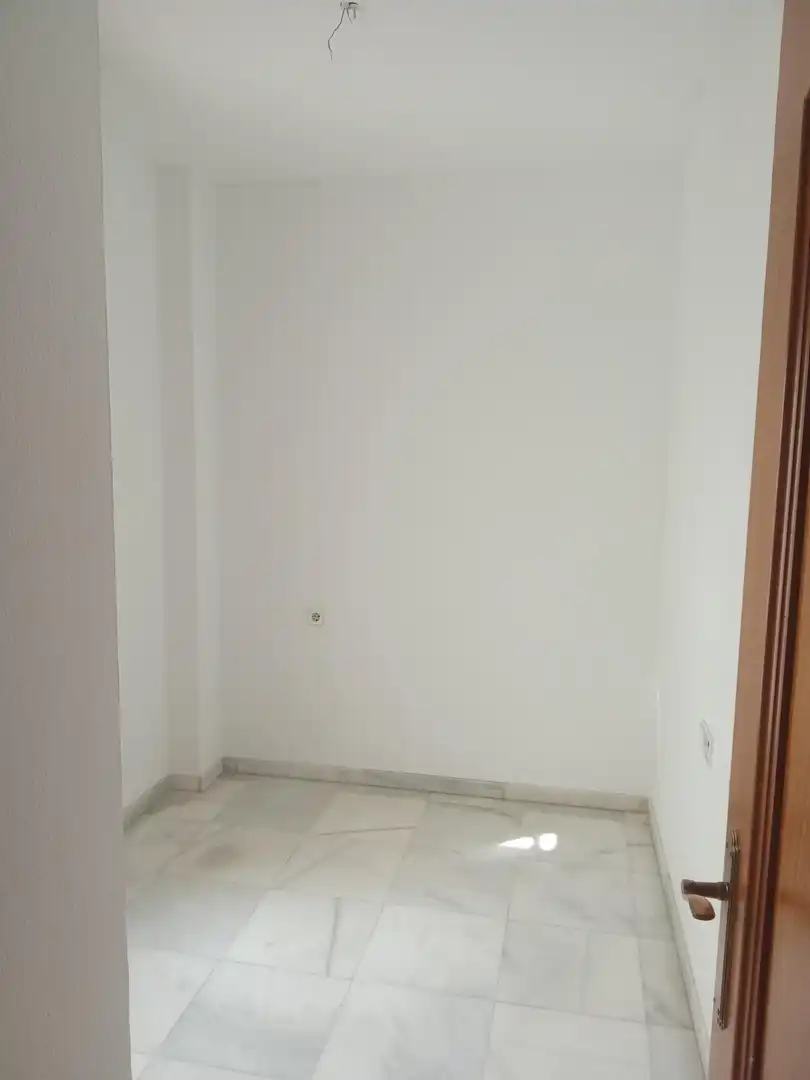 Pis de 75 m² a Còrdova