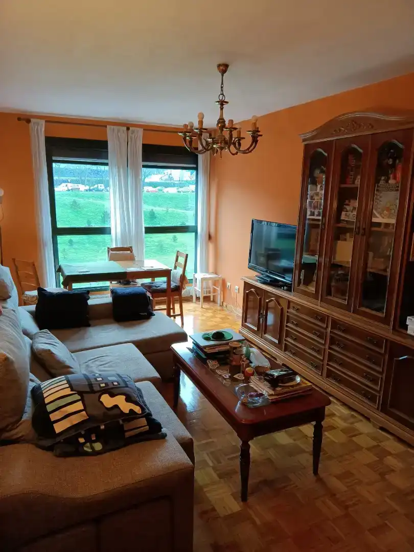 Habitación 12 m², Oviedo